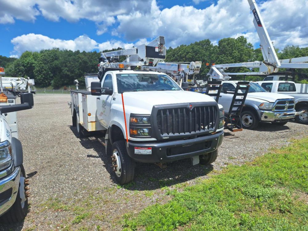 2020 International CV-515 4x4 Versalift SST-40 Bucket Truck
