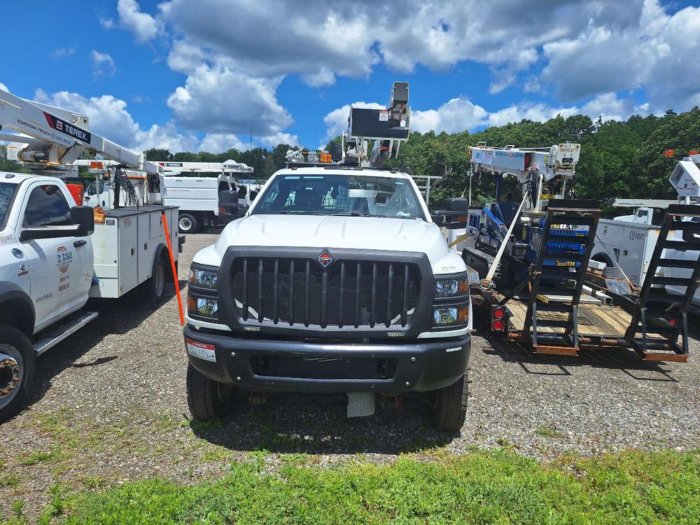 2020 International CV-515 4x4 Versalift SST-40 Bucket Truck