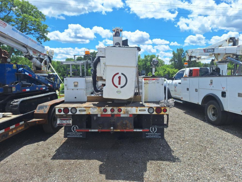 2020 International CV-515 4x4 Versalift SST-40 Bucket Truck