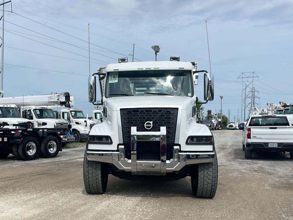 2025 Volvo VHD64 6x4 Palfinger HT 500 L TEC Hook Lift Truck