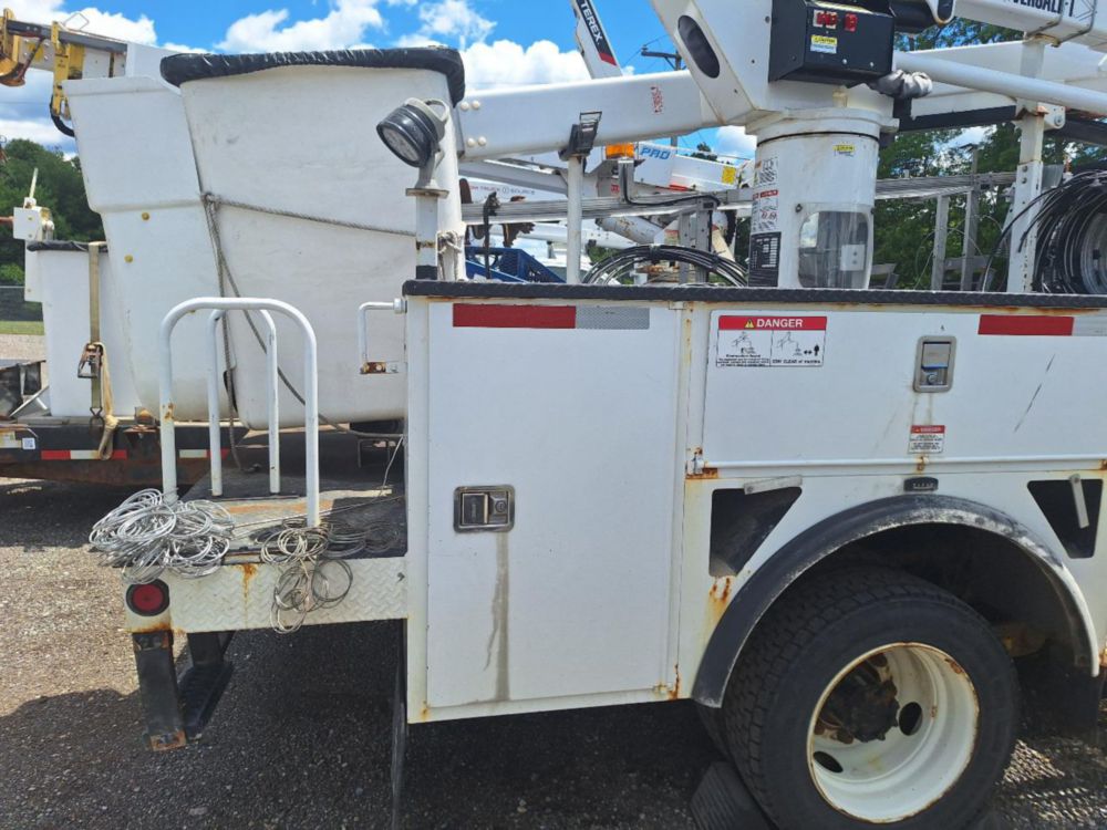 2020 International CV-515 4x4 Versalift SST-40 Bucket Truck