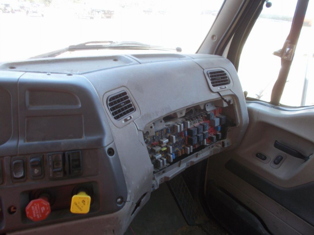 2009 Tri UNK UNK Roll-Off Truck