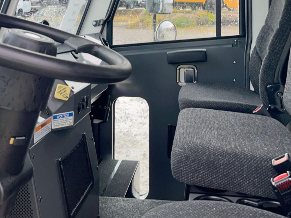 2024 Battle LNT 4x2 Cab & Chassis