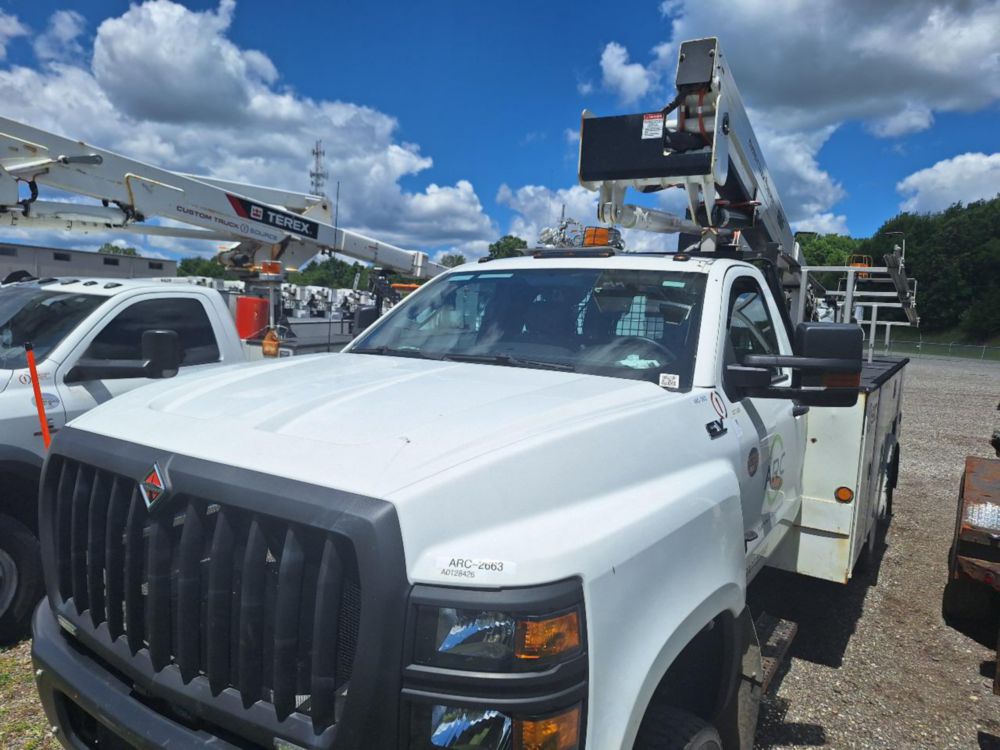 2020 International CV-515 4x4 Versalift SST-40 Bucket Truck