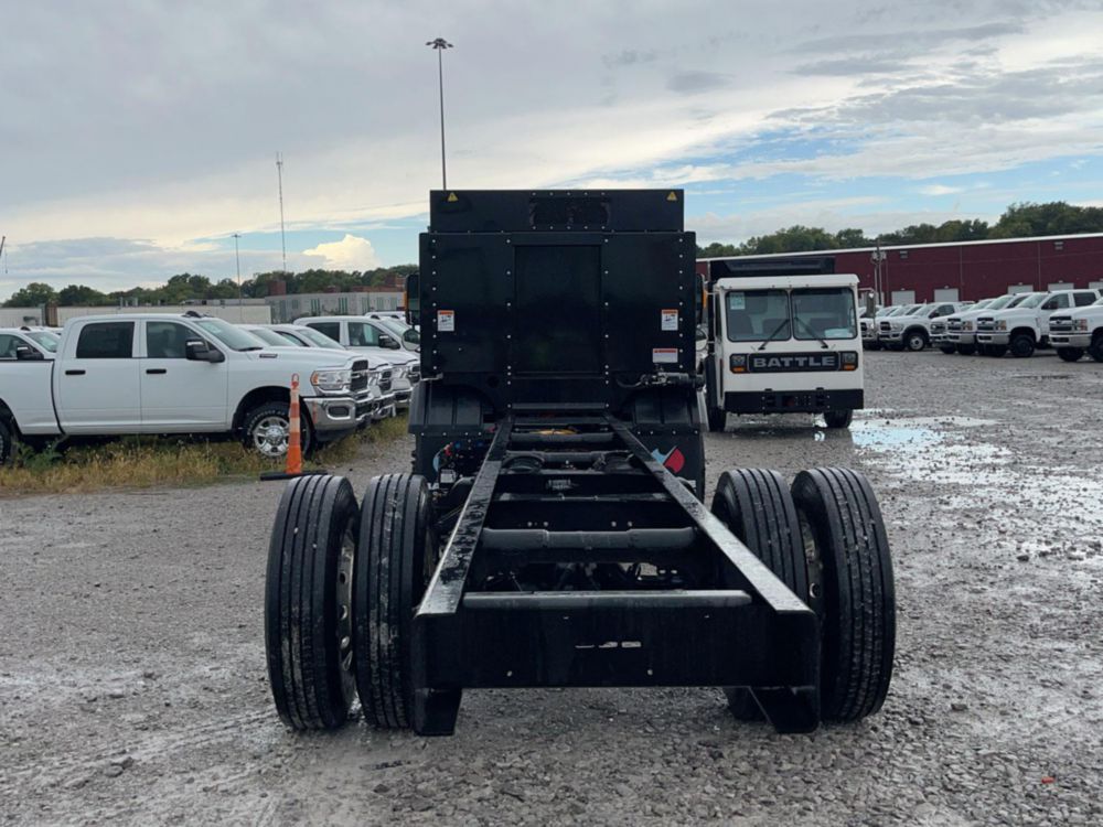 2024 Battle LNT 4x2 Cab & Chassis