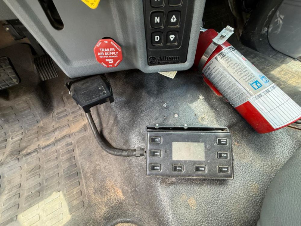2015 Ford F-750 4x2 Terex Commander 4047 Digger Derrick Truck