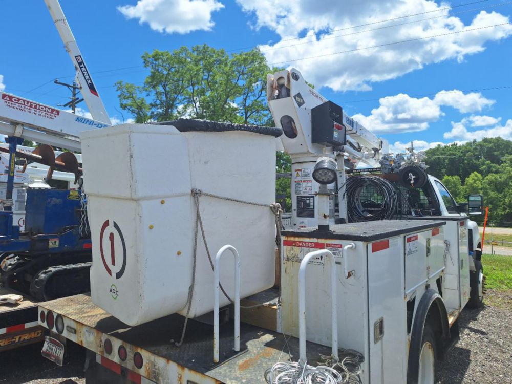 2020 International CV-515 4x4 Versalift SST-40 Bucket Truck