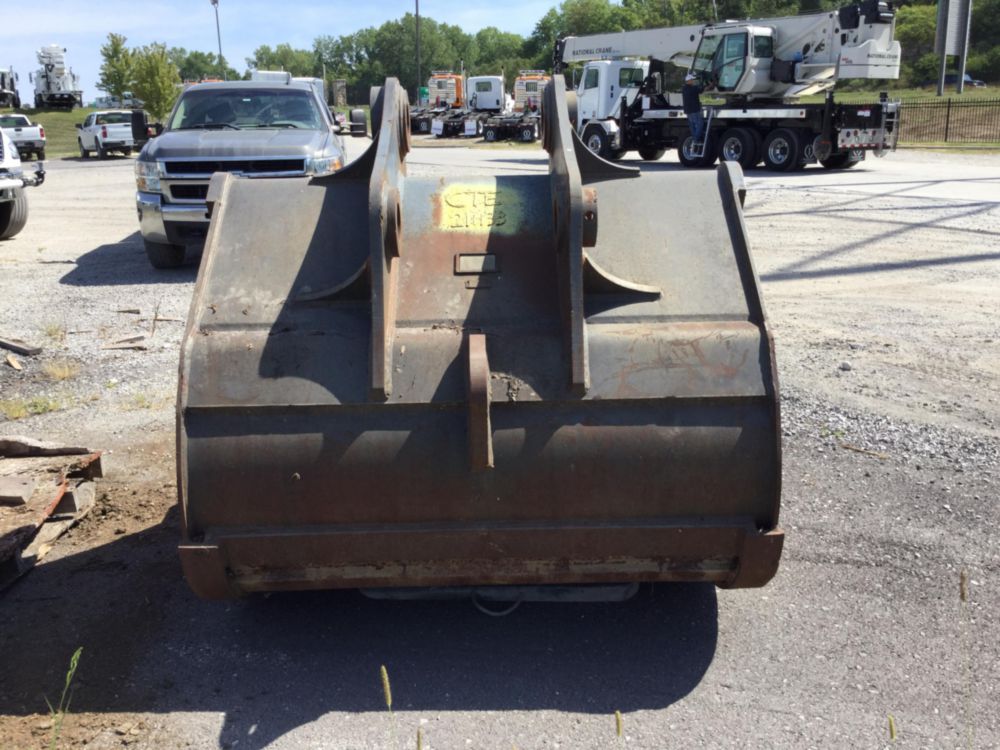 2011 Geith 60 Inch Excavator Bucket