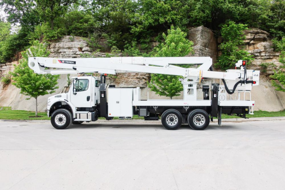 95 ft Insulated Material Handling AWD Transmission Bucket Truck