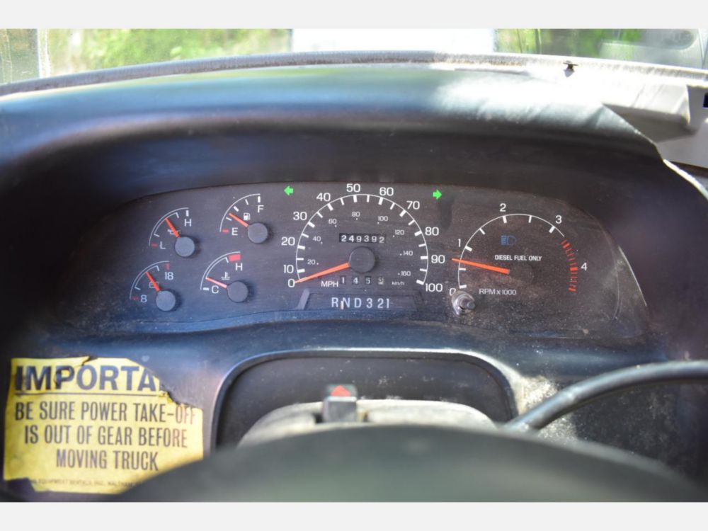 2000 Ford F-650 Altec Cable Placer Truck