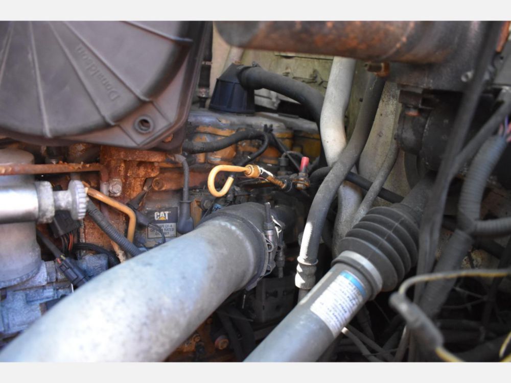 2000 Ford F-650 Altec Cable Placer Truck