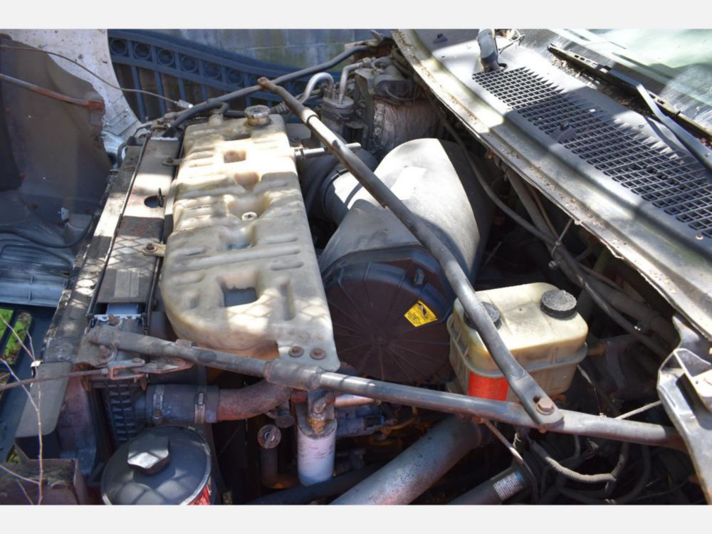 2000 Ford F-650 Altec Cable Placer Truck