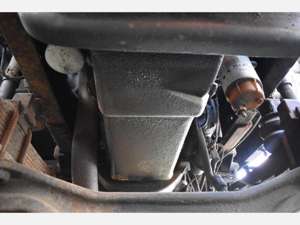 2000 Ford F-650 Altec Cable Placer Truck