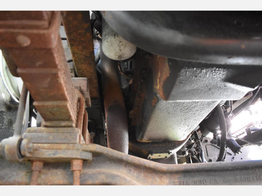 2000 Ford F-650 Altec Cable Placer Truck