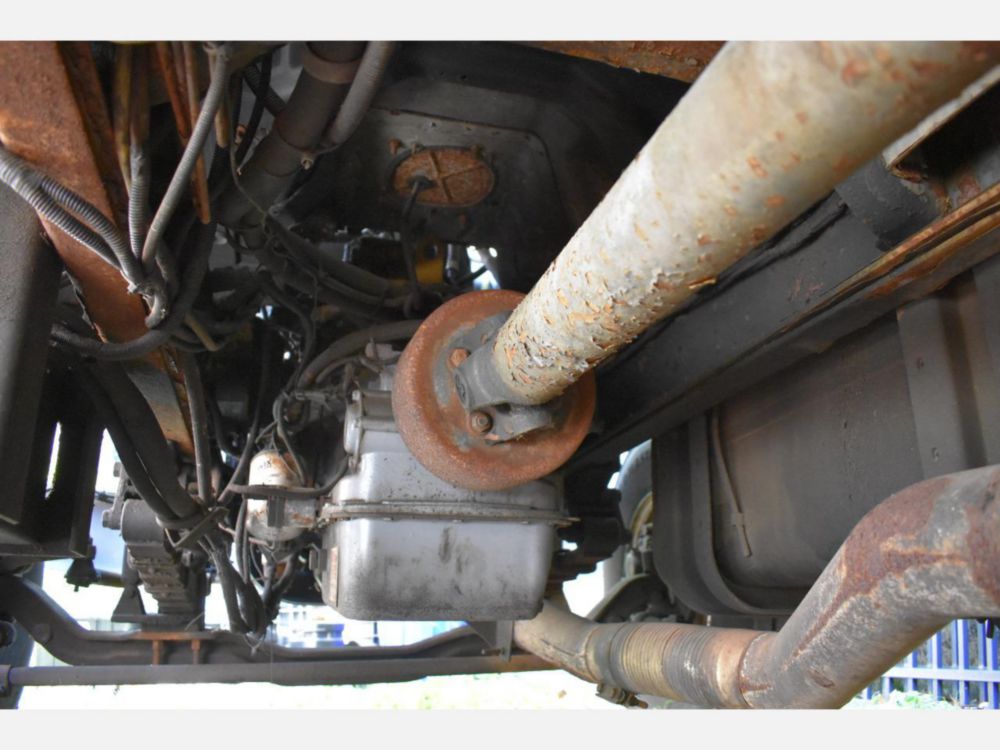 2000 Ford F-650 Altec Cable Placer Truck