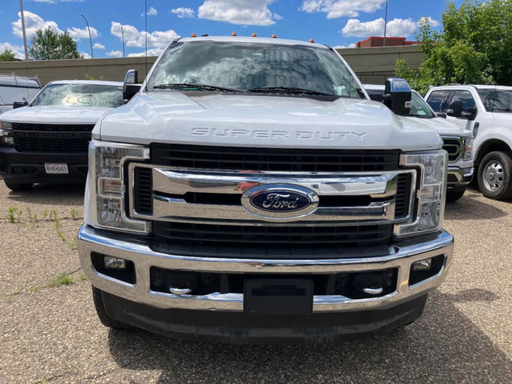2019 Ford F-250 Crew Cab 4x4 Pickup Truck