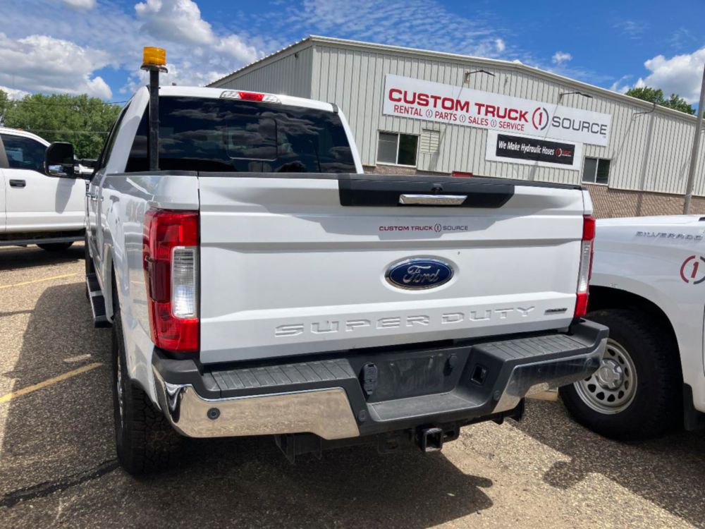 2019 Ford F-250 Crew Cab 4x4 Pickup Truck