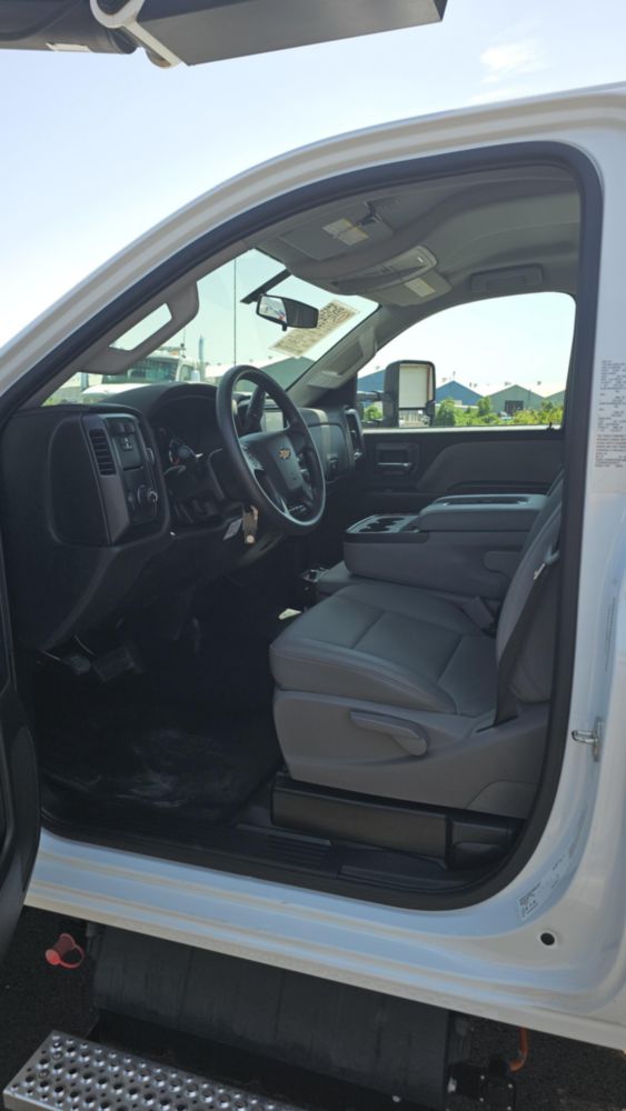 2023 Chevrolet 6500HD 4x2 Versalift VST-52-MHI Bucket Truck