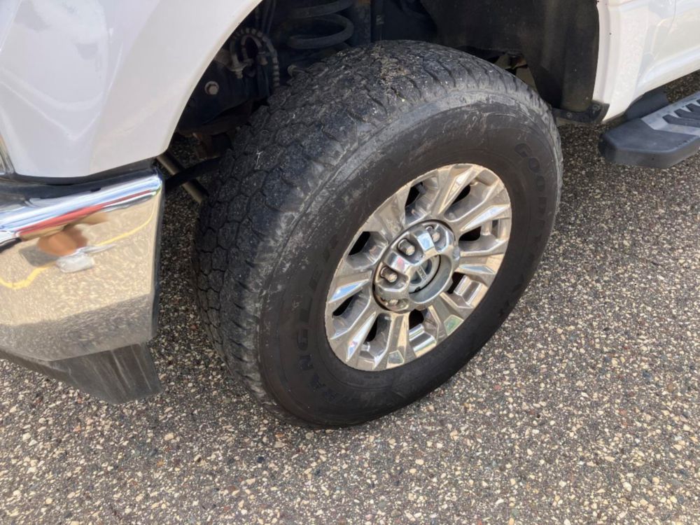 2019 Ford F-250 Crew Cab 4x4 Pickup Truck