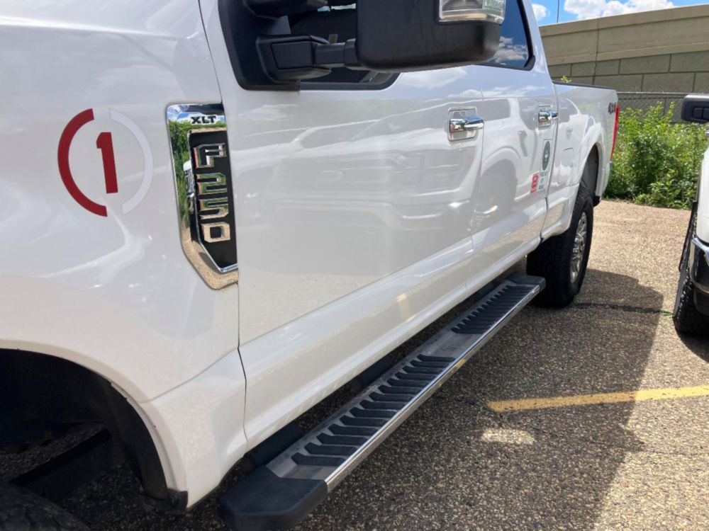 2019 Ford F-250 Crew Cab 4x4 Pickup Truck