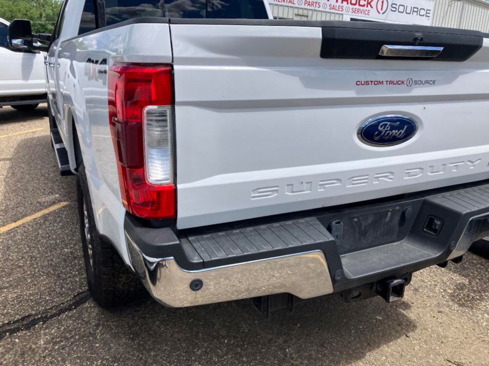 2019 Ford F-250 Crew Cab 4x4 Pickup Truck