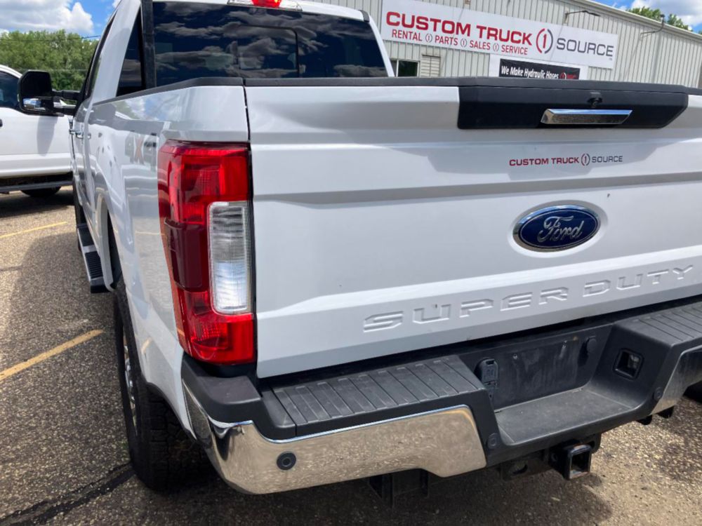 2019 Ford F-250 Crew Cab 4x4 Pickup Truck