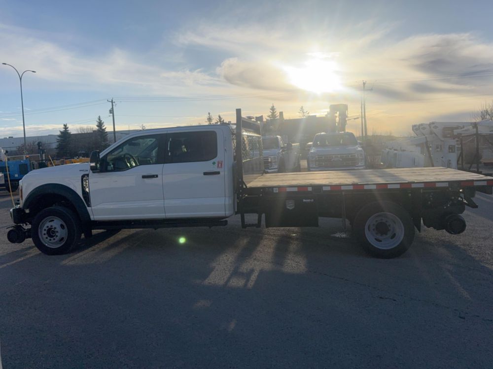 2024 Ford F550 4x4 Hi-Rail Flatbed Truck