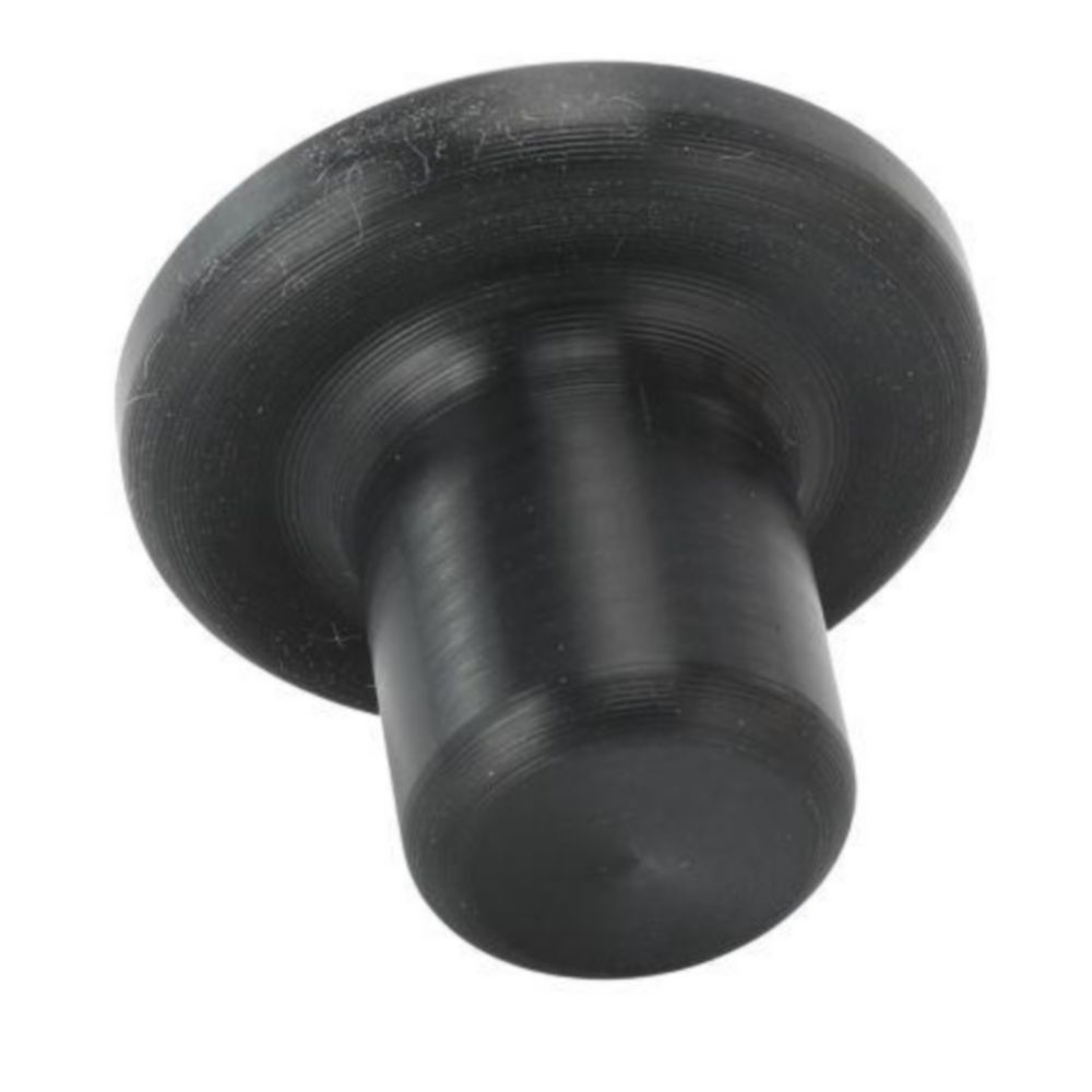 PLASTIC NUT