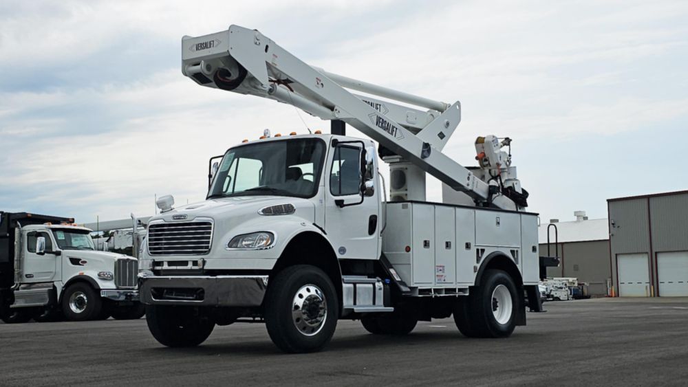2017 Freightliner M2106 4x4 Versalift VST-6000-I03 Bucket Truck