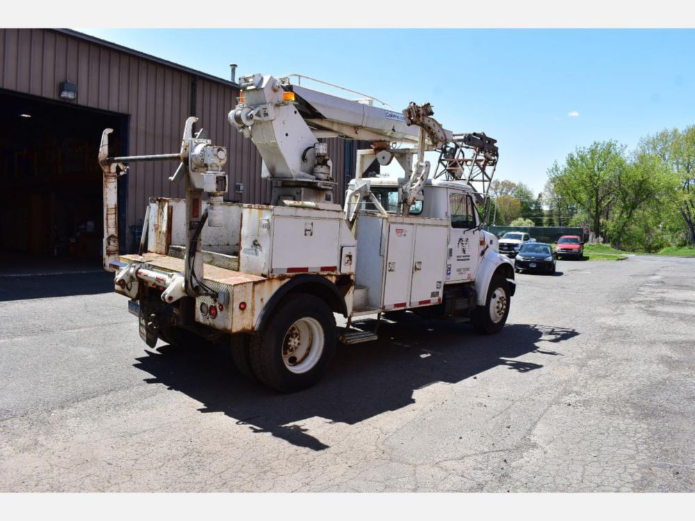 2000 Int'l 4700 Altec Cable Placer