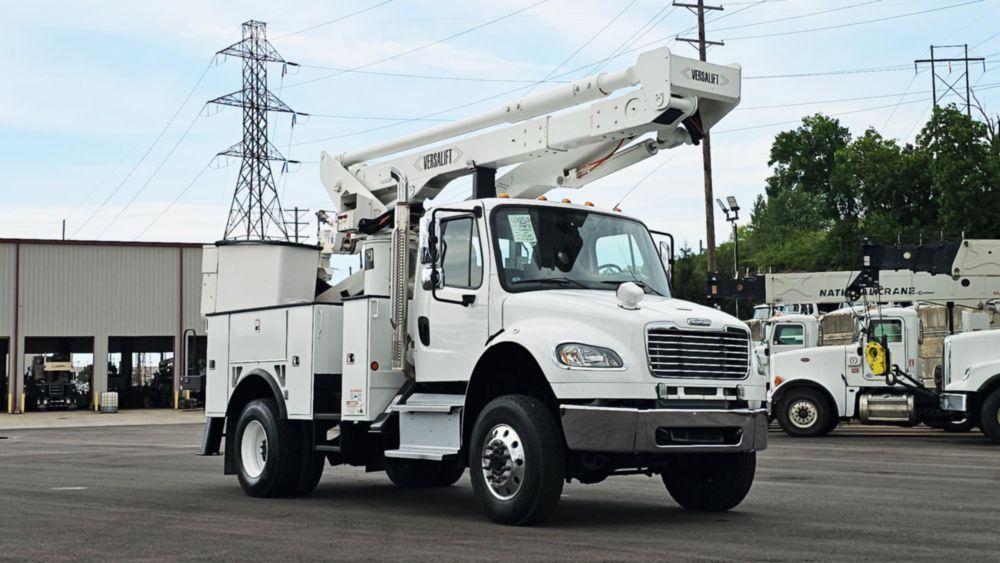 2017 Freightliner M2106 4x4 Versalift VST-6000-I03 Bucket Truck