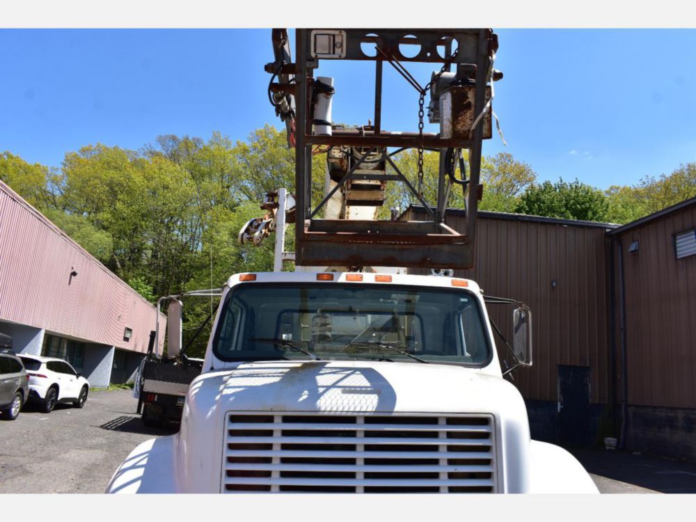 2000 Int'l 4700 Altec Cable Placer