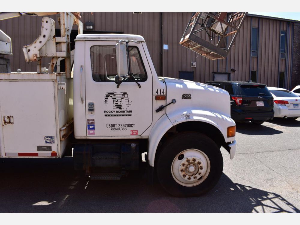 2000 Int'l 4700 Altec Cable Placer