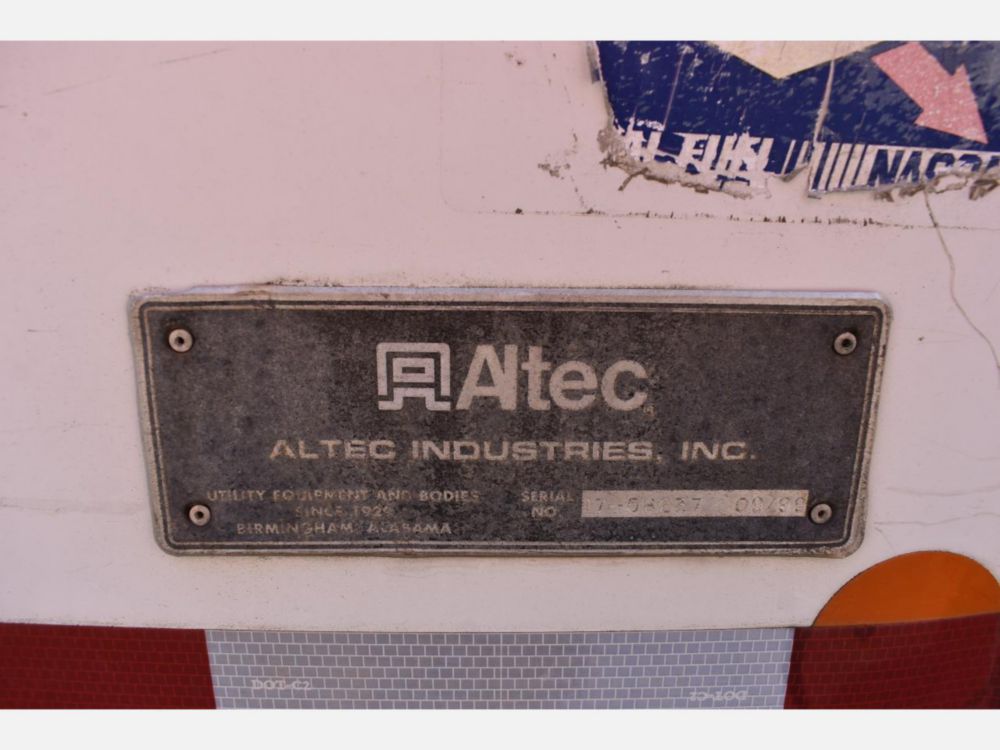 2000 Int'l 4700 Altec Cable Placer