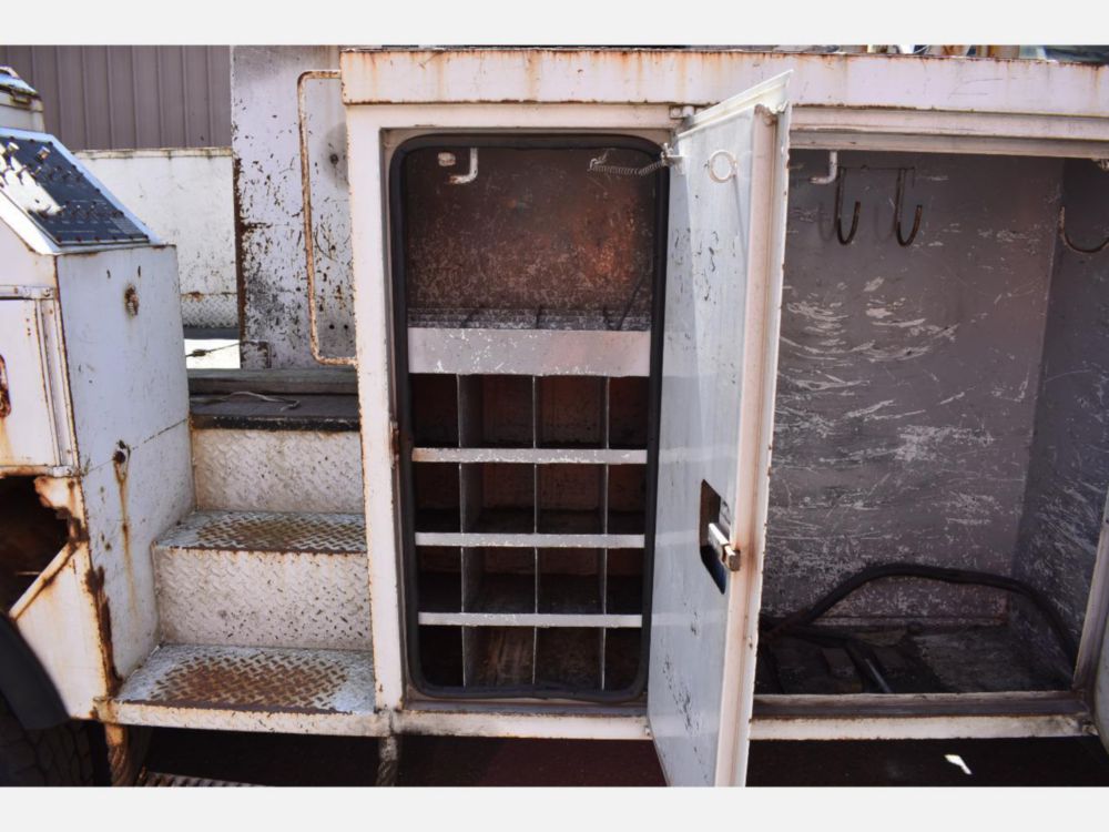 2000 Int'l 4700 Altec Cable Placer