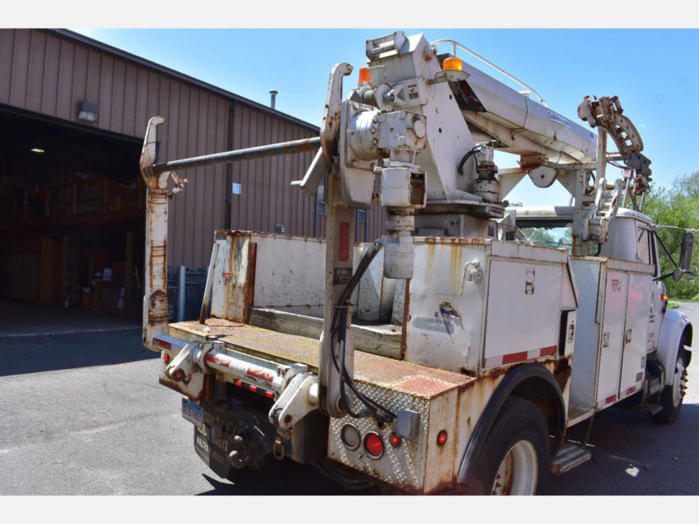 2000 Int'l 4700 Altec Cable Placer