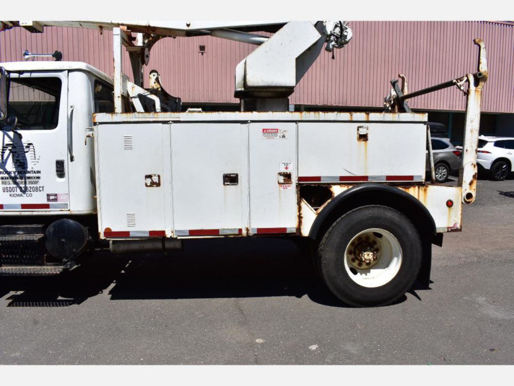 2000 Int'l 4700 Altec Cable Placer
