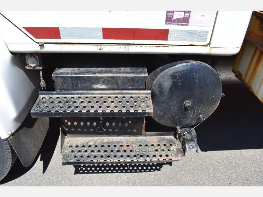 2000 Int'l 4700 Altec Cable Placer