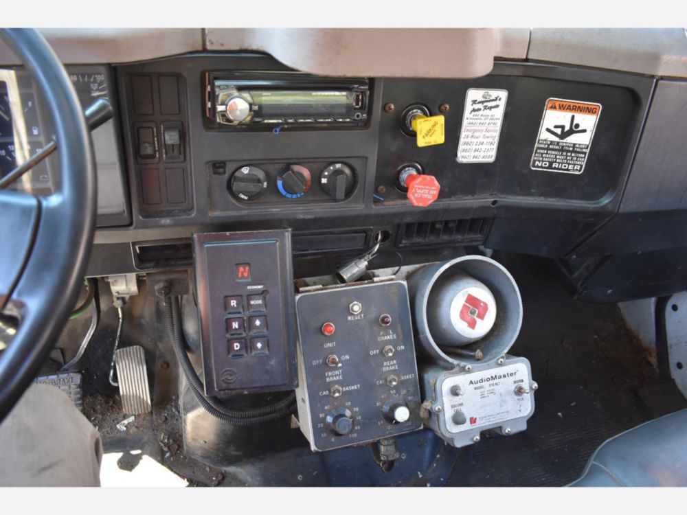 2000 Int'l 4700 Altec Cable Placer