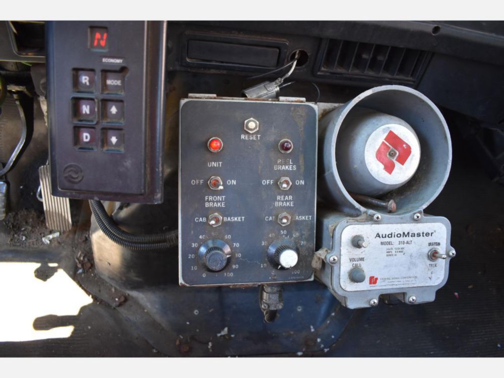 2000 Int'l 4700 Altec Cable Placer