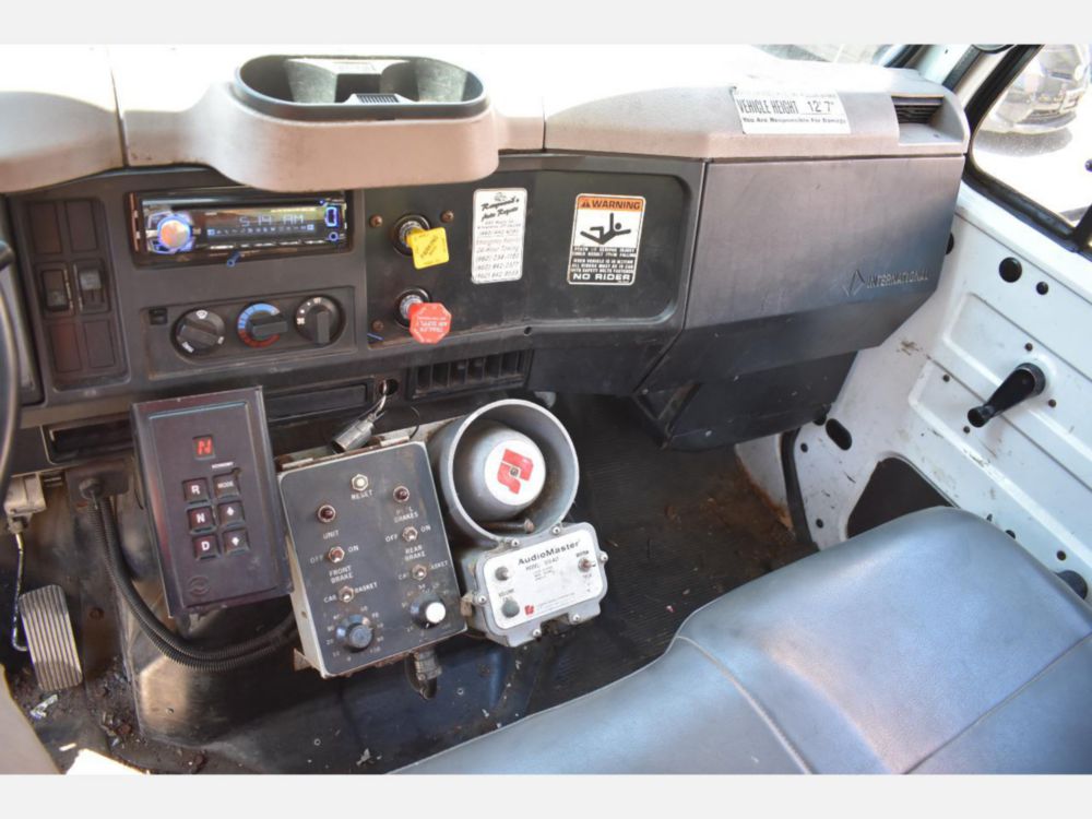 2000 Int'l 4700 Altec Cable Placer