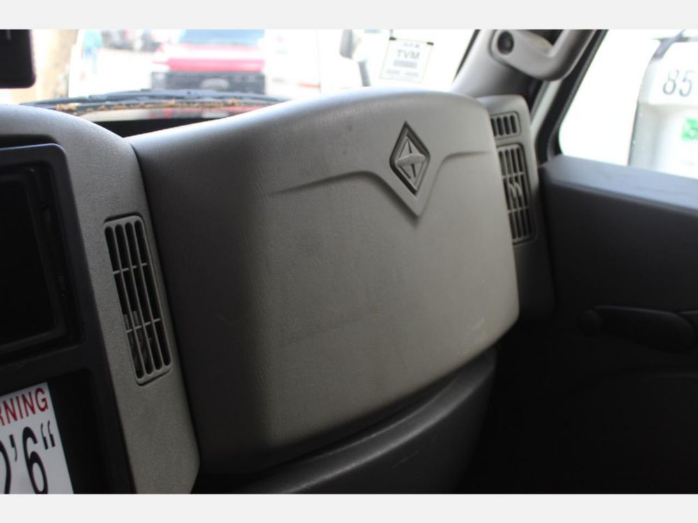 2013 Int'l Diesel 6x4 Automatic Box Truck