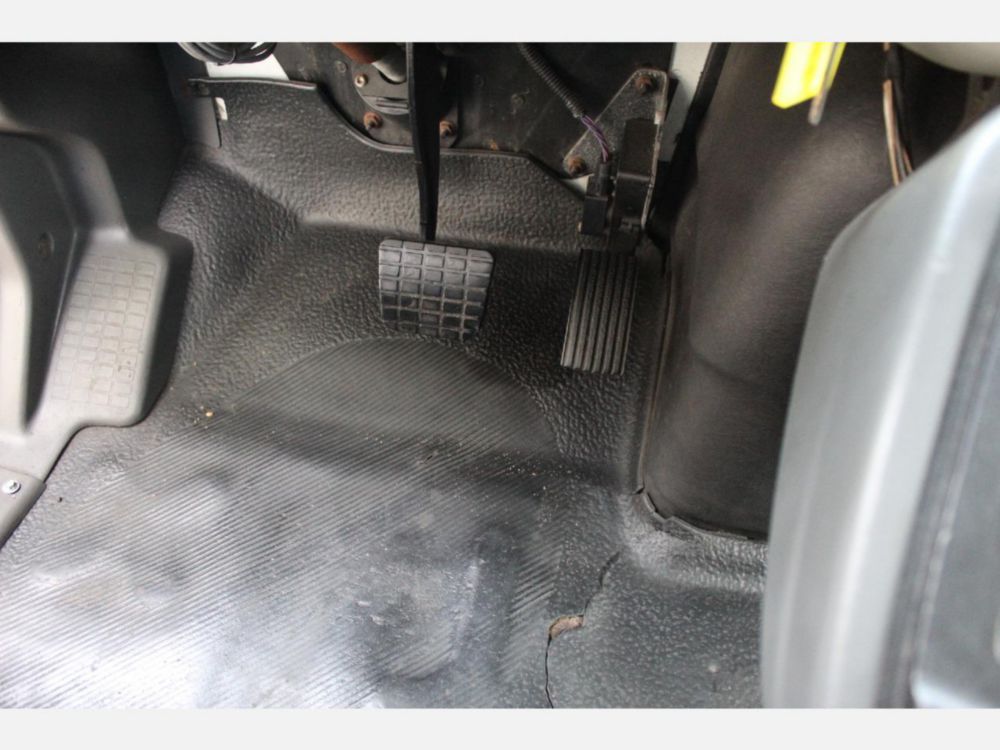 2013 Int'l Diesel 6x4 Automatic Box Truck