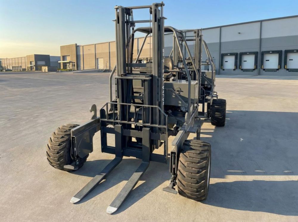 2024 Navigator RT-7000 AWD Truck-Mount Forklift