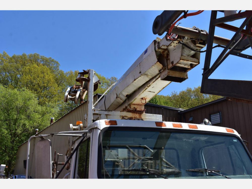 2000 Int'l 4700 Altec Cable Placer