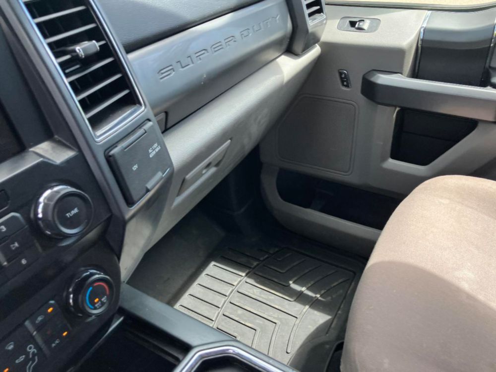 2019 Ford F-250 Crew Cab 4x4 Pickup Truck