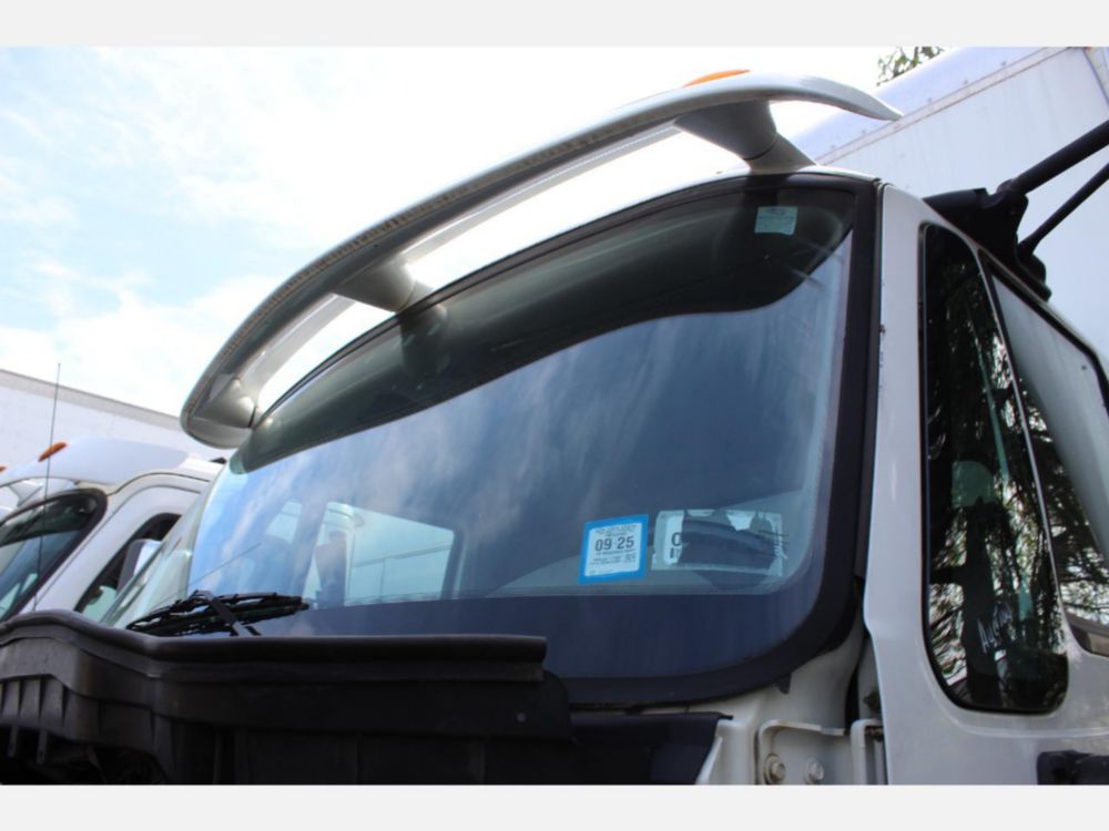 2013 Int'l Diesel 6x4 Automatic Box Truck