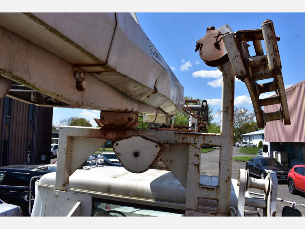 2000 Int'l 4700 Altec Cable Placer
