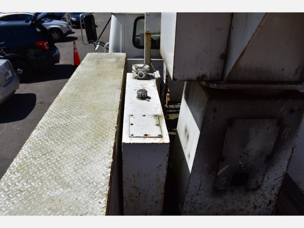 2000 Int'l 4700 Altec Cable Placer