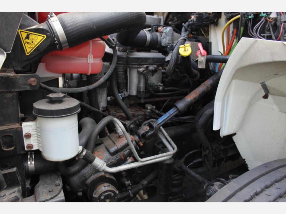 2013 Int'l Diesel 6x4 Automatic Box Truck